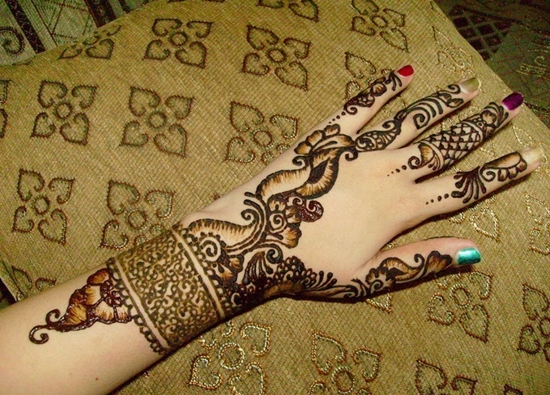 Most Beautiful Mehndi Designs 2012