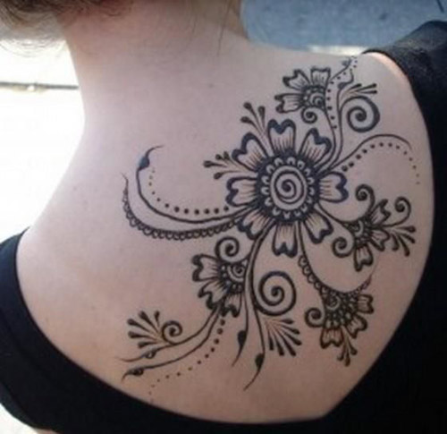 Mehndi on back
