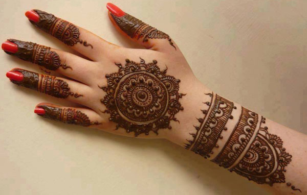 Latest Designs of Mehndi