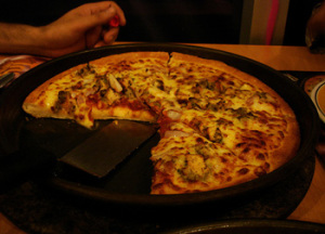 Chicken Tikka Pizza Recipe