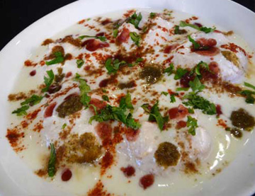 Daal ke Dahi Baray