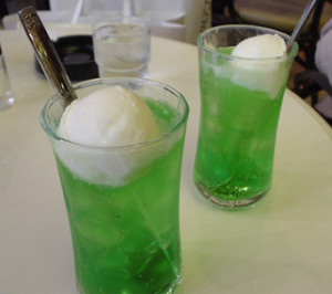 How to Make an Ice Cream Soda