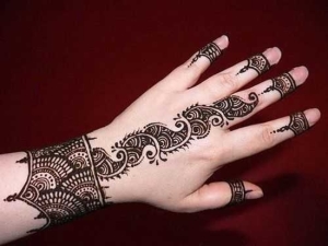 Most Beautiful Mehndi Designs 2012