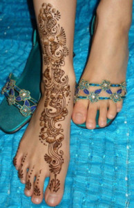 Beautiful Mehndi Designs for Feet
