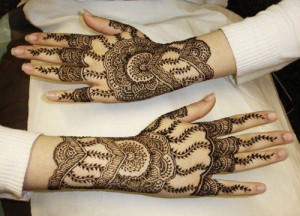 Beautiful Mehndi Designs for Eid 2012
