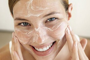 How to Make Scrub and Lemon Squash for Glow Skin