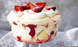 Strawberry Cheesecake Trifle