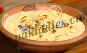 Rabri kheer in a plate