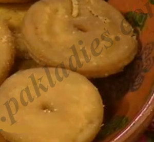 How to Make Meethi Tikiya