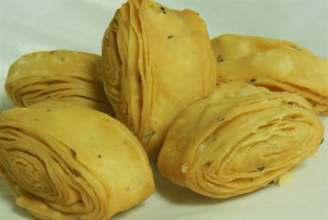 Gujrati Warqi Puri