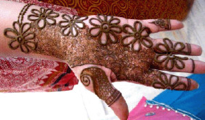 stylish mehndi designs for hands