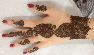 stylish mehndi designs for hands