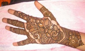 stylish mehndi designs for hands