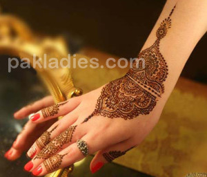 stylish mehndi designs for hands