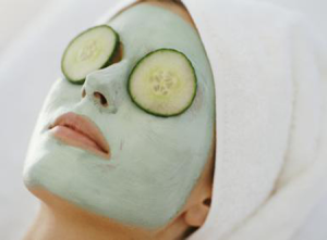 how to give facial treatment at home