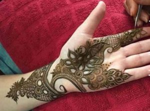 Latest Mehndi Designs 2017