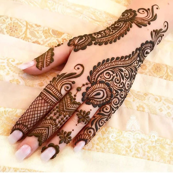 Latest Wedding Mehndi Designs 
