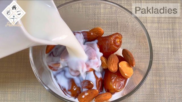 No Sugar Healthy Milkshake