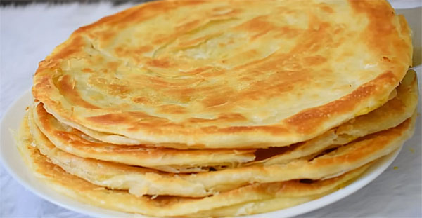 Aloo Lachha Paratha